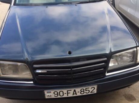 Mercedes C 230