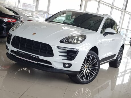 Porsche Macan S