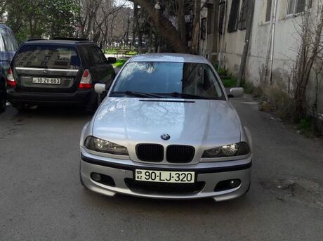 BMW 320