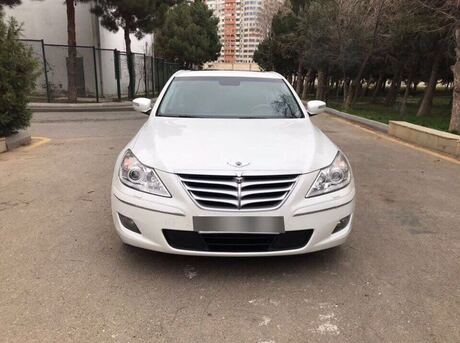 Hyundai Genesis
