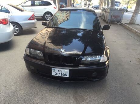 BMW 320