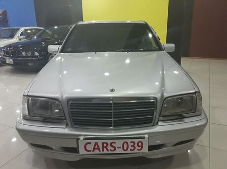 Mercedes C 220