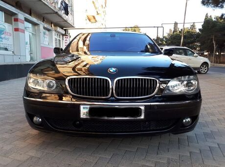 BMW 750