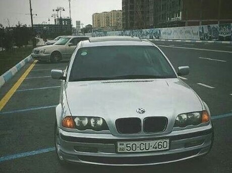 BMW 320
