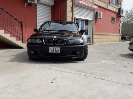 BMW 320