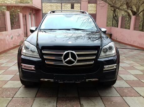 Mercedes GL 550