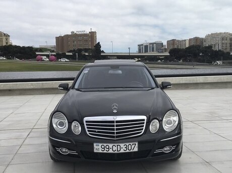 Mercedes E 280