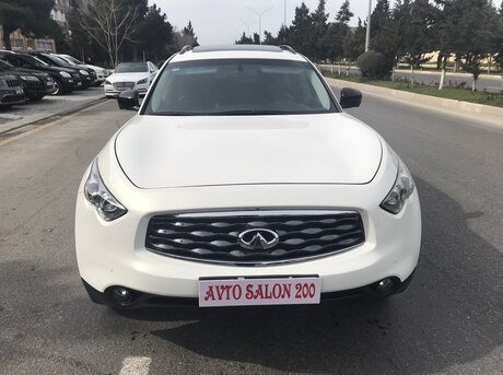 Infiniti FX35