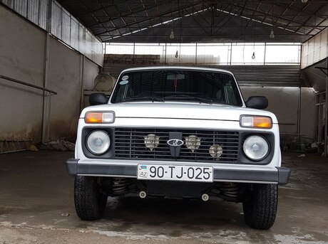 LADA (VAZ) Niva