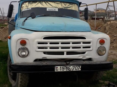 ZIL 130