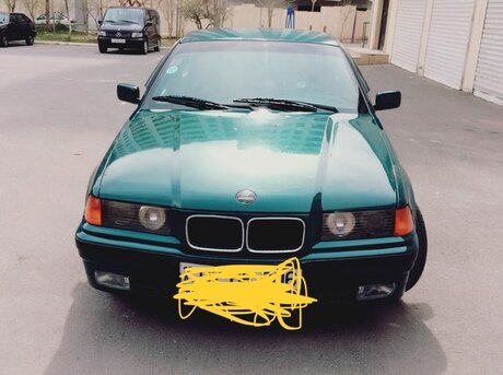 BMW 320