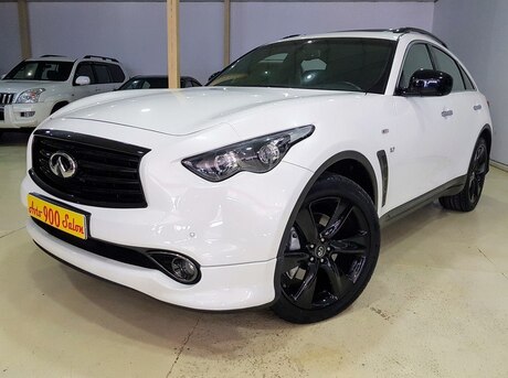 Infiniti QX70S