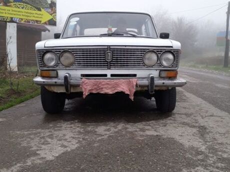 LADA (VAZ) 2103