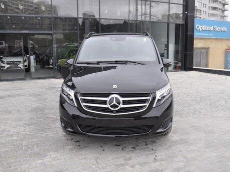 Mercedes V 250