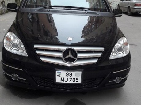 Mercedes B 170