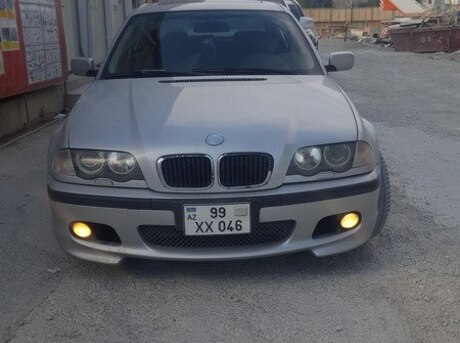 BMW 320