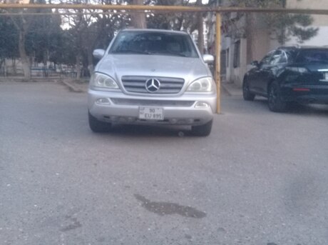 Mercedes ML 320