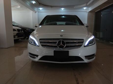 Mercedes B 200
