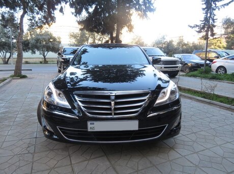 Hyundai Genesis