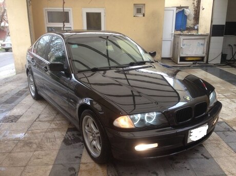 BMW 325
