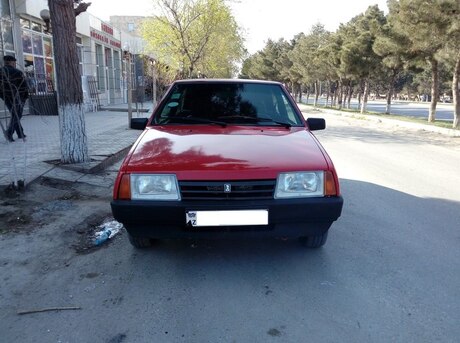 LADA (VAZ) 2108