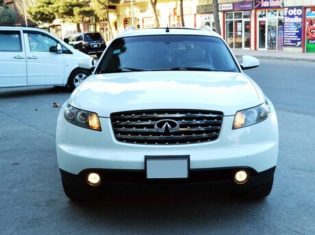 Infiniti FX35
