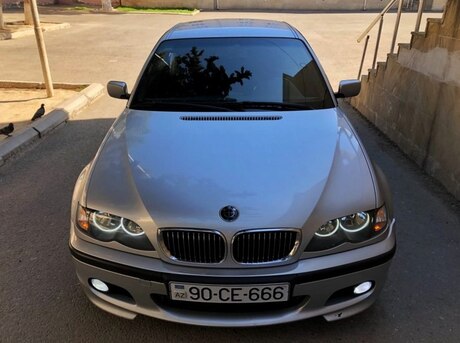 BMW 320