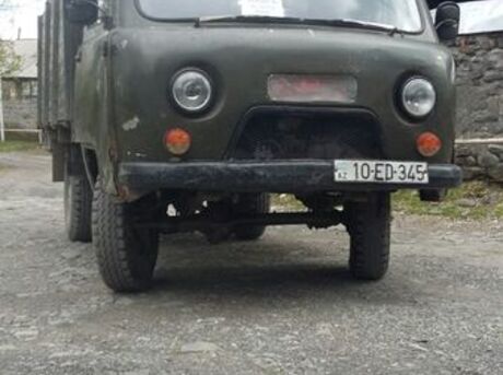 UAZ 3303