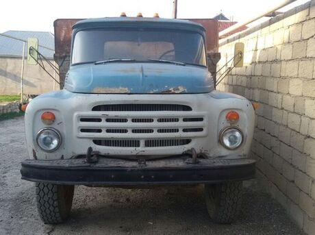 ZIL 130