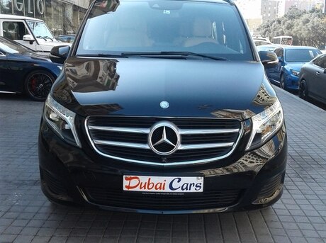 Mercedes V 220