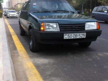 LADA (VAZ) 2108