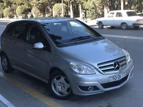 Mercedes B 170