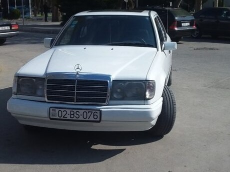 Mercedes E 260