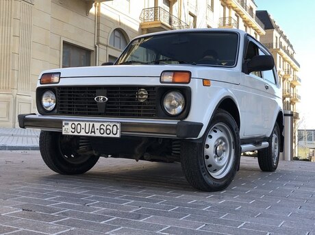 LADA (VAZ) Niva