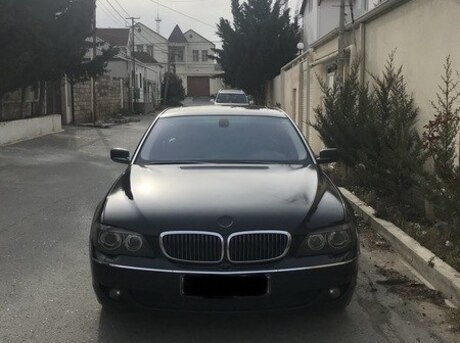 BMW 750