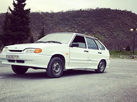 LADA (VAZ) 2114
