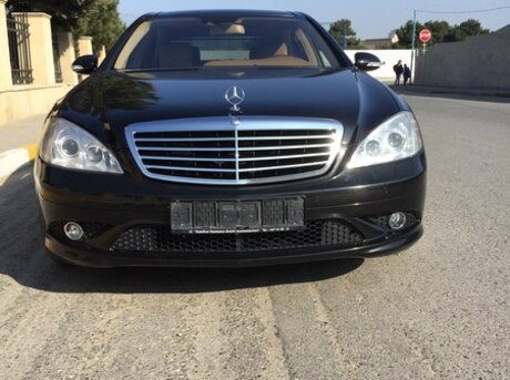 Mercedes S 500
