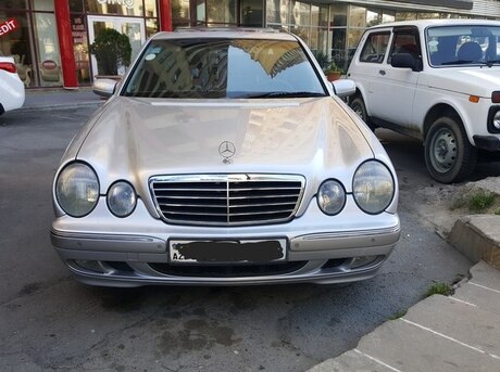 Mercedes E 280