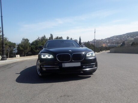 BMW 750