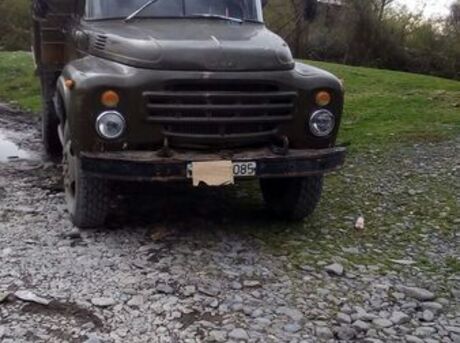 ZIL 130