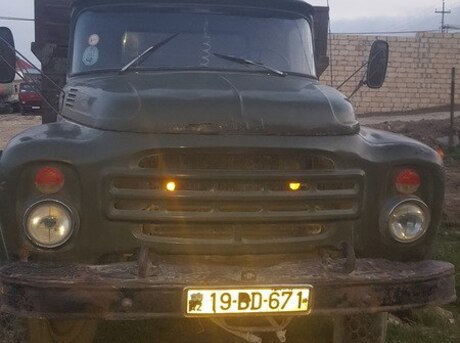 ZIL 130