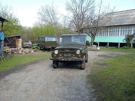 UAZ 469