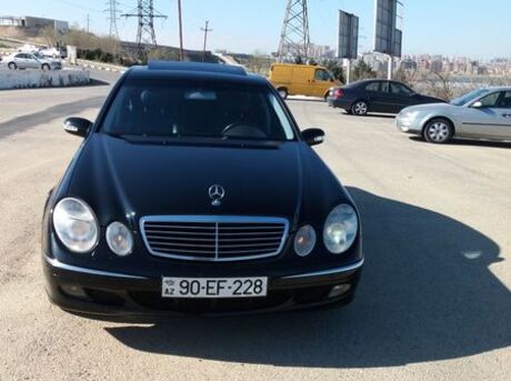 Mercedes E 320