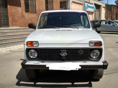 LADA (VAZ) Niva