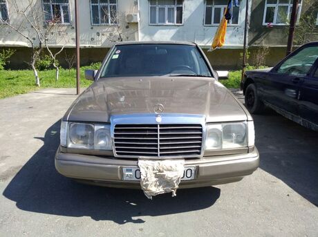 Mercedes E 250