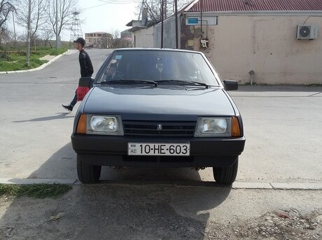 LADA (VAZ) 2108