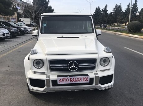 Mercedes G 320
