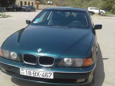 BMW 523