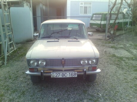 LADA (VAZ) 2103