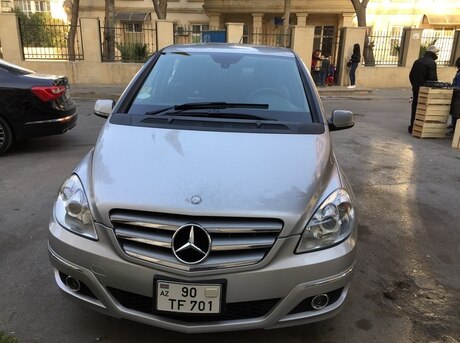 Mercedes B 170